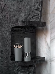 Электрическая мельница для специй Ø5xH17