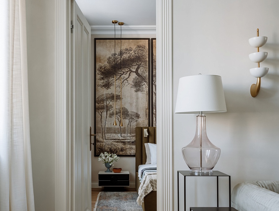 Аксессуары ADJ в одной из самых знаменитых московских сталинок.